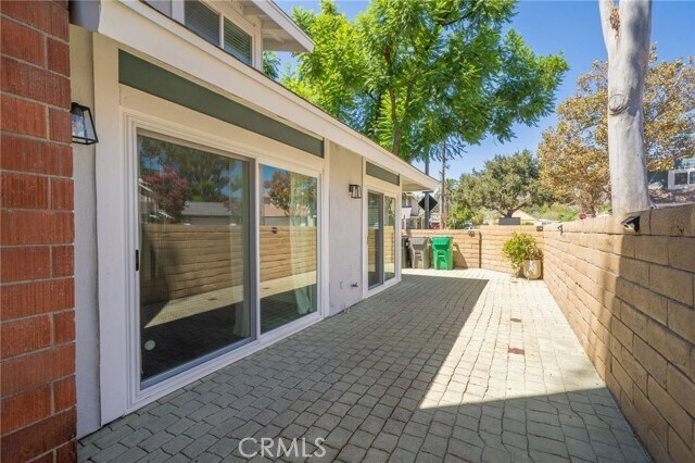Building Photo - 850 Tucson Ct