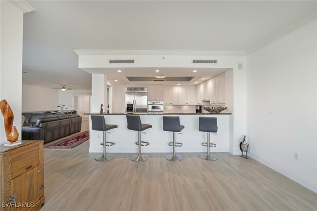 Building Photo - 1050 Borghese Ln