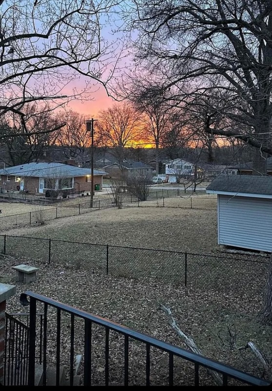 Building Photo - 9332 Litzsinger Rd