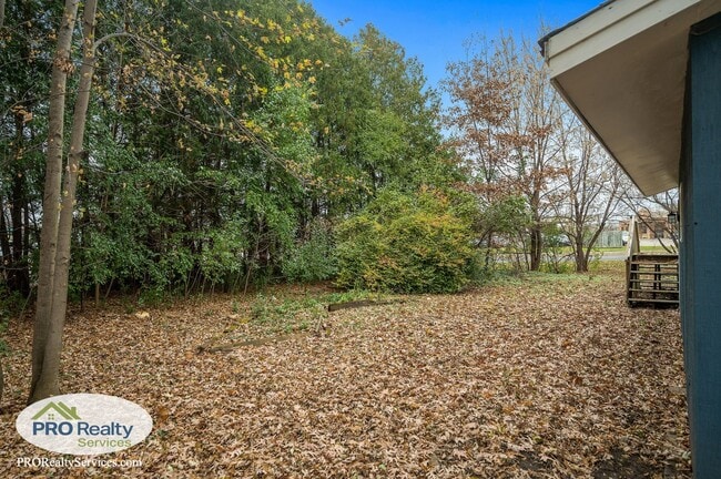 Building Photo - 5 Bedroom Home in Chisago City