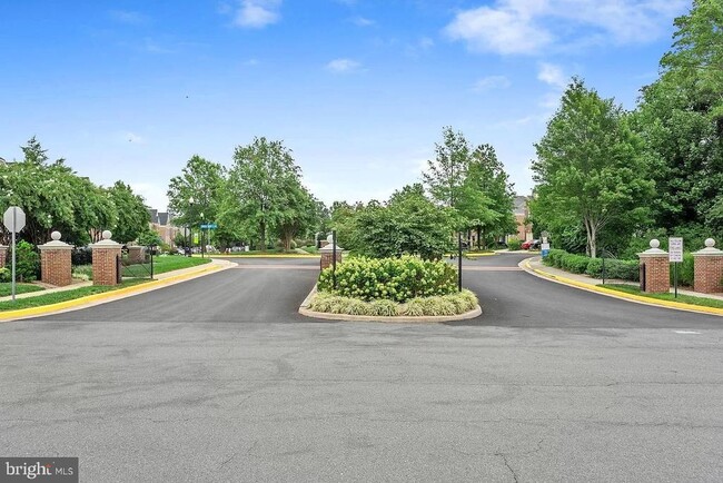 Building Photo - 2367 Stone Fence Ln