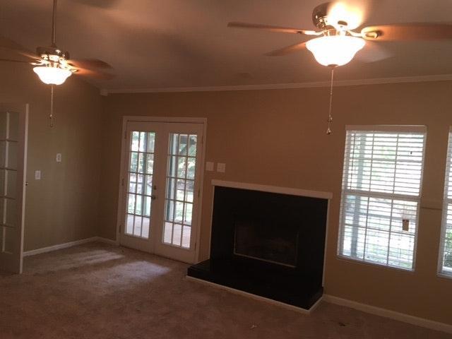 Building Photo - 7454 Oak Dr W