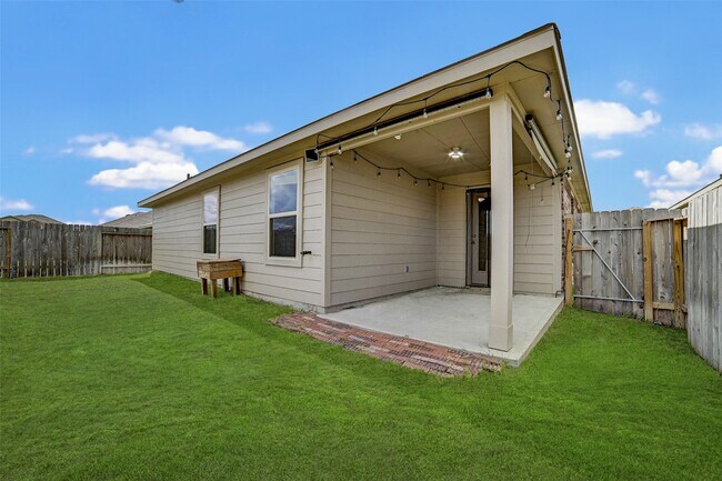 Building Photo - 21242 Violet Dusk Dr