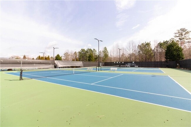 Building Photo - 268 Balaban Cir