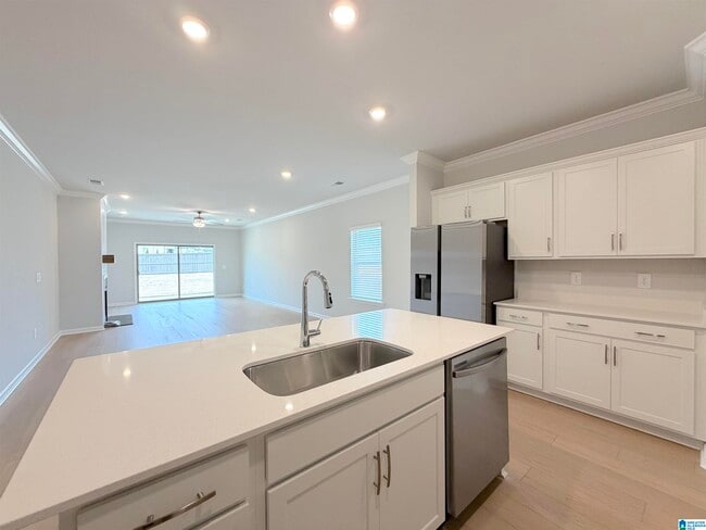 Building Photo - 4602 Hampton Glen Circle SE