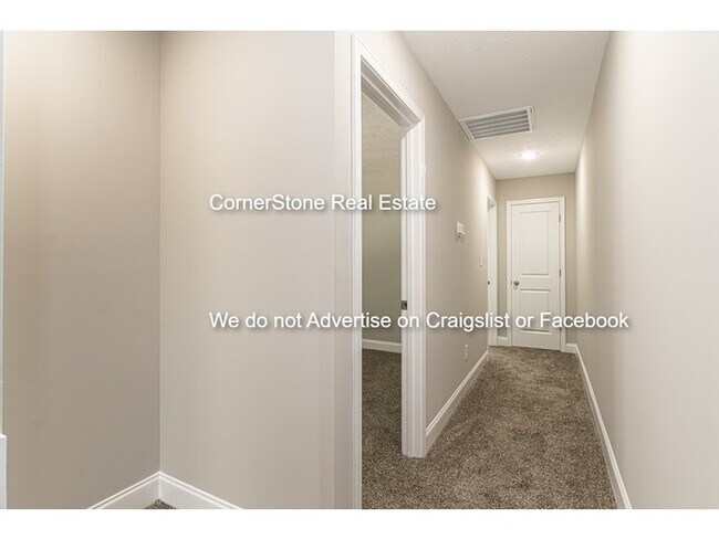Building Photo - Move in special ($500 off first month's rent)