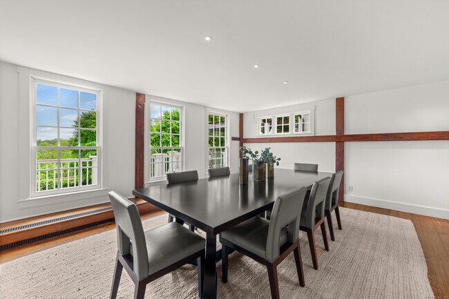 Building Photo - 945 Oenoke Ridge