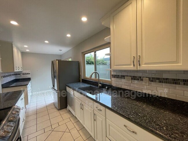 Building Photo - 3424 Brithorn Ln