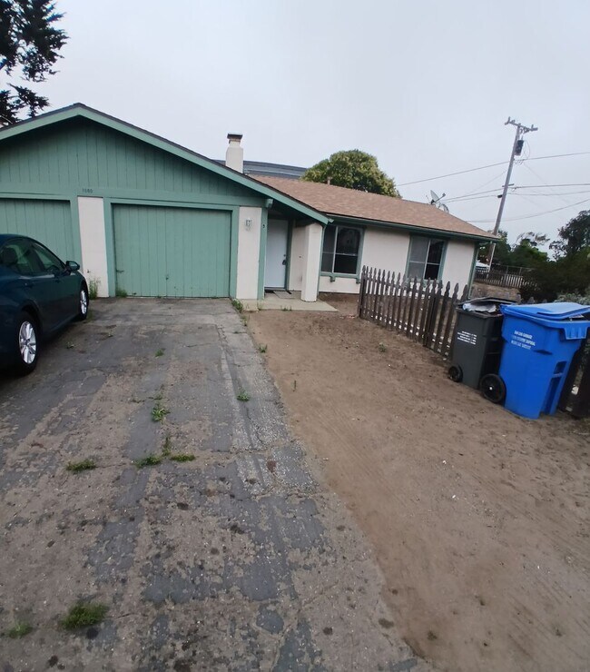 Primary Photo - 1060 Santa Ynez Ave
