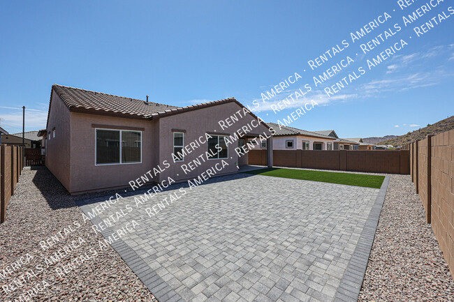 Building Photo - 3174 W Peak View Rd