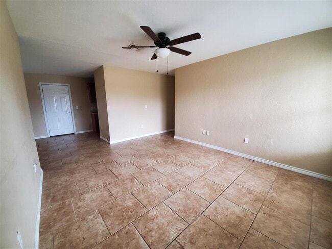 Building Photo - 2611 NW Pollard Ave