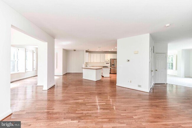 Building Photo - 3105 White Daisy Pl