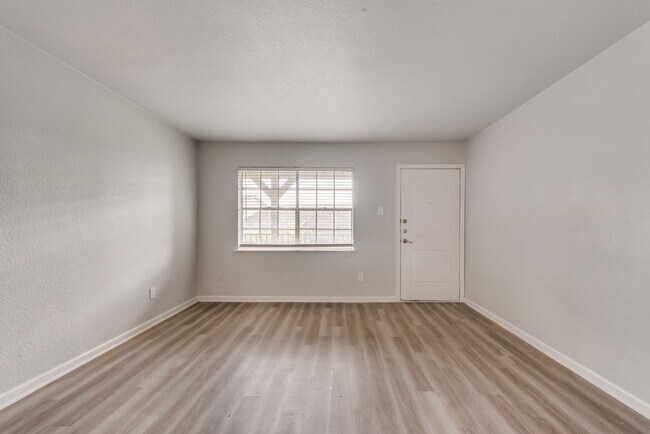 Interior Photo - The Sutton on Park Lane