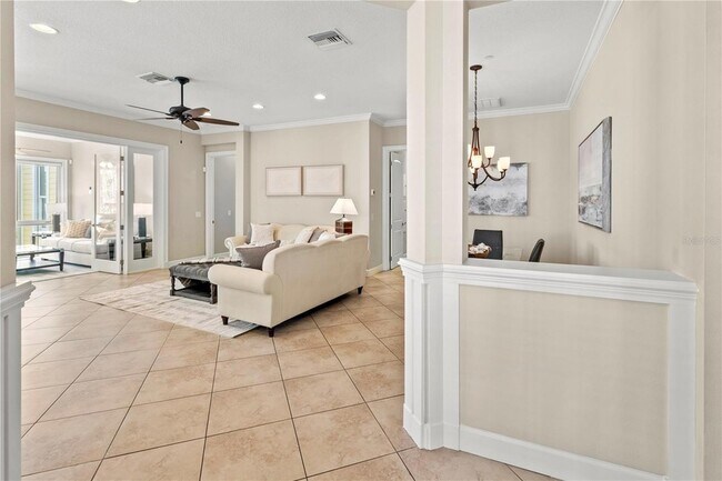 Building Photo - 340 Sapphire Lake Dr