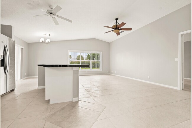 Building Photo - 1209 Pine Sage Cir