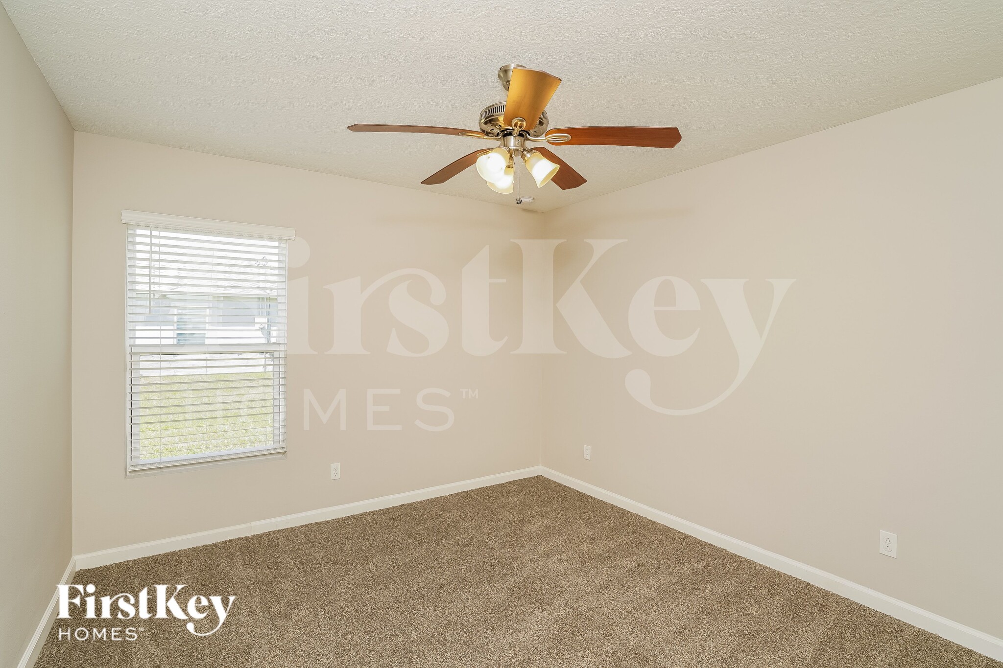 Building Photo - 4285 SW Walker St