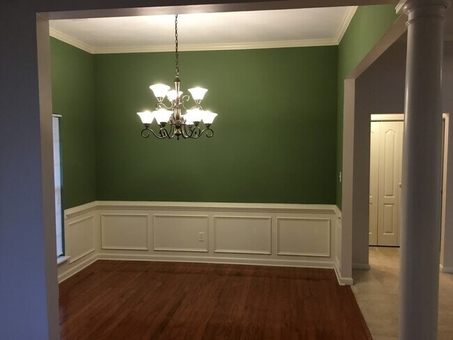 Building Photo - 506 Capstone Way