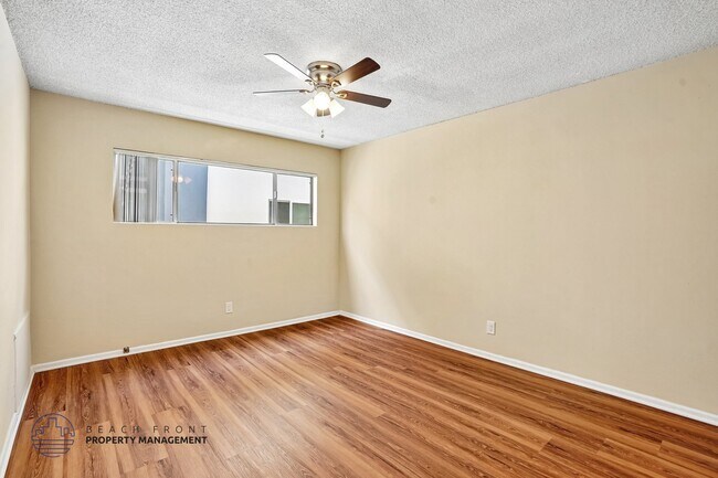 Building Photo - 2521 Mathews Ave