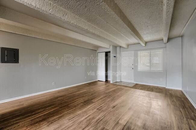 Building Photo - 1180 Yosemite St