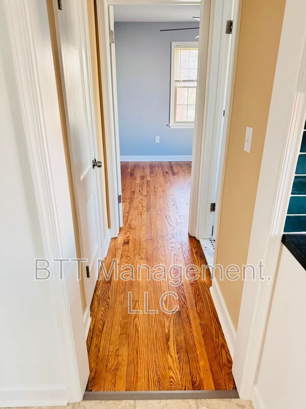 Building Photo - 8310 Garland Ave