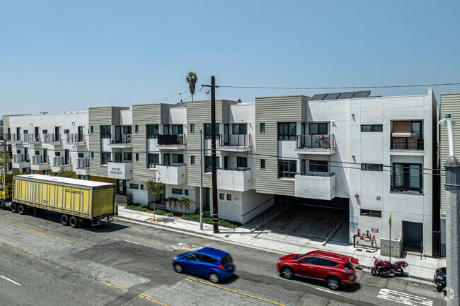 Building Photo - Whittier Place II