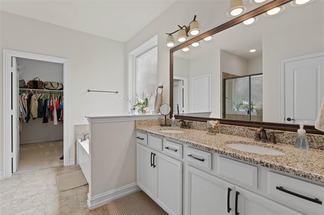 Building Photo - 1508 Westborough Dr