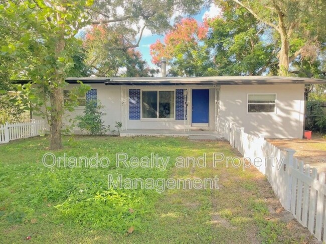 Primary Photo - 2611 Pembrook Dr