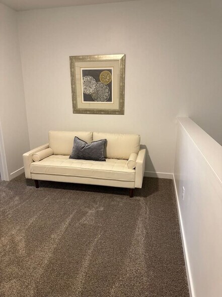 Building Photo - 1702 Ripple Rock Dr