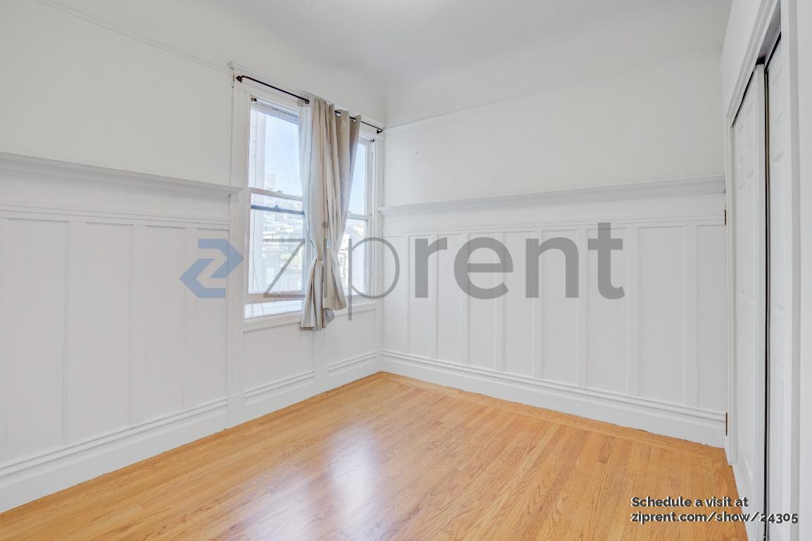 Building Photo - Unit