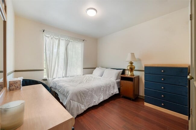 Building Photo - 4601 Castleman Dr
