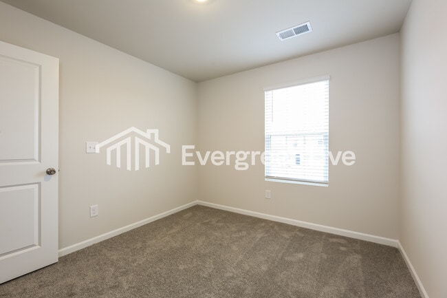 Building Photo - now