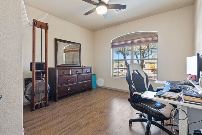 Building Photo - 3800 Wood Loop