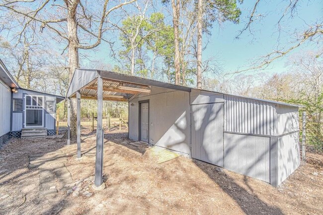 Building Photo - 3735 Woodpeckers Grove