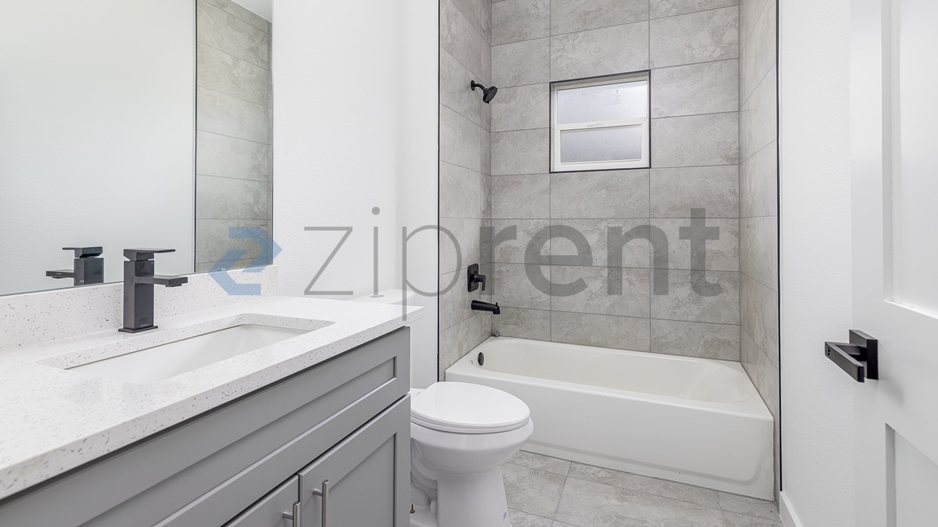 Building Photo - 7104 N Maltese Dr