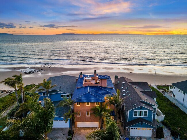 Building Photo - GORGEOUS CUSTOM BEACH HOME - Solimar Beach Colony