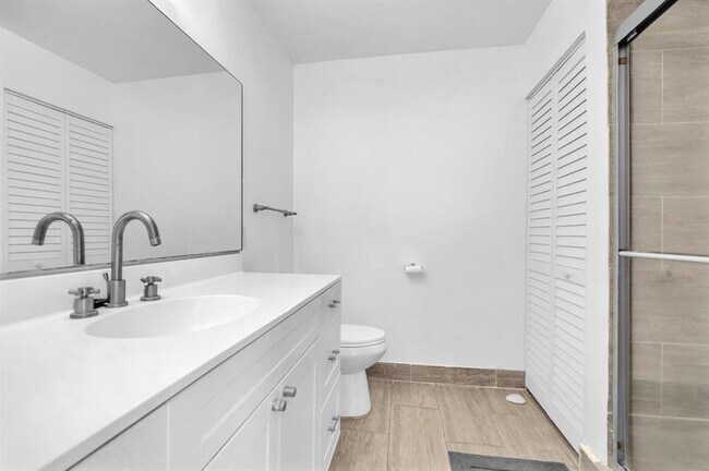 Building Photo - 3896 Meadow Ln