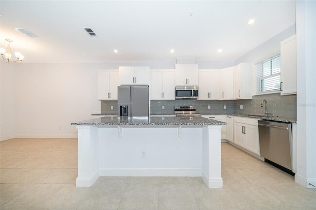 Building Photo - 7039 Nemours Pkwy