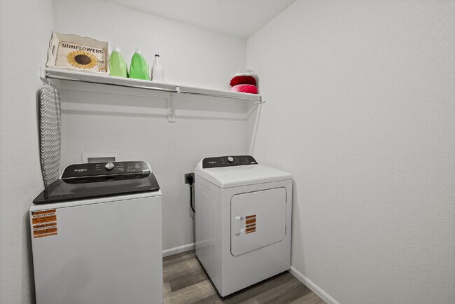 Building Photo - New 2 Story Home built in 2025