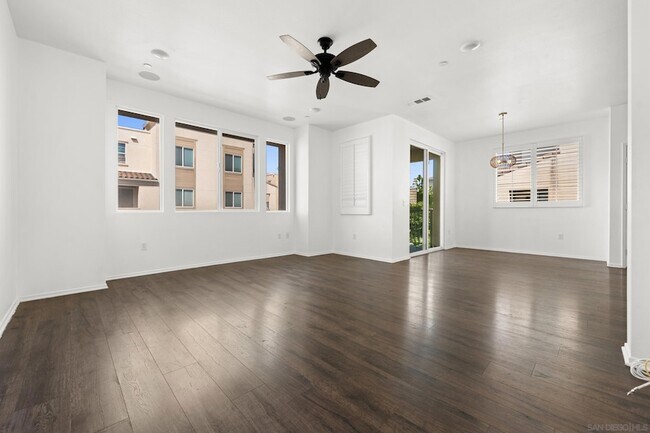 Building Photo - 1207 Paseo Seashore