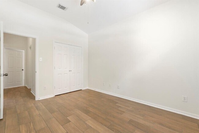 Building Photo - 31719 Cattail Park Ct