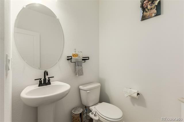 Building Photo - 16722 Umatilla St