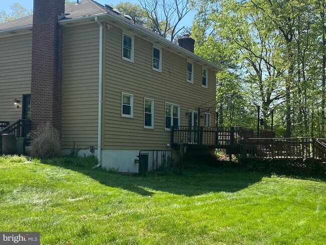 Building Photo - 14917 Lee Hwy