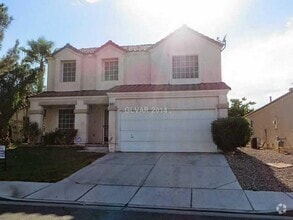Building Photo - Swimming Pool Paradise in Silverado Ranch