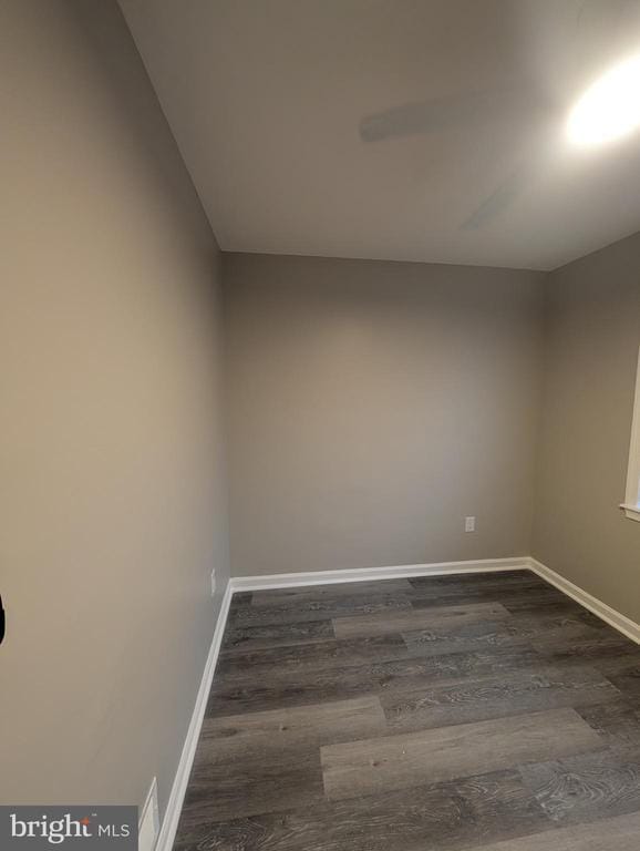 Building Photo - 2 Hawkesbury Ct