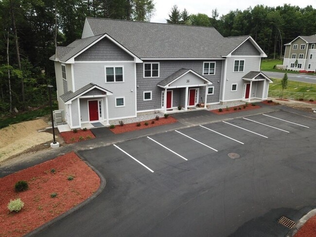 Building Photo - 27 E Ridge Dr