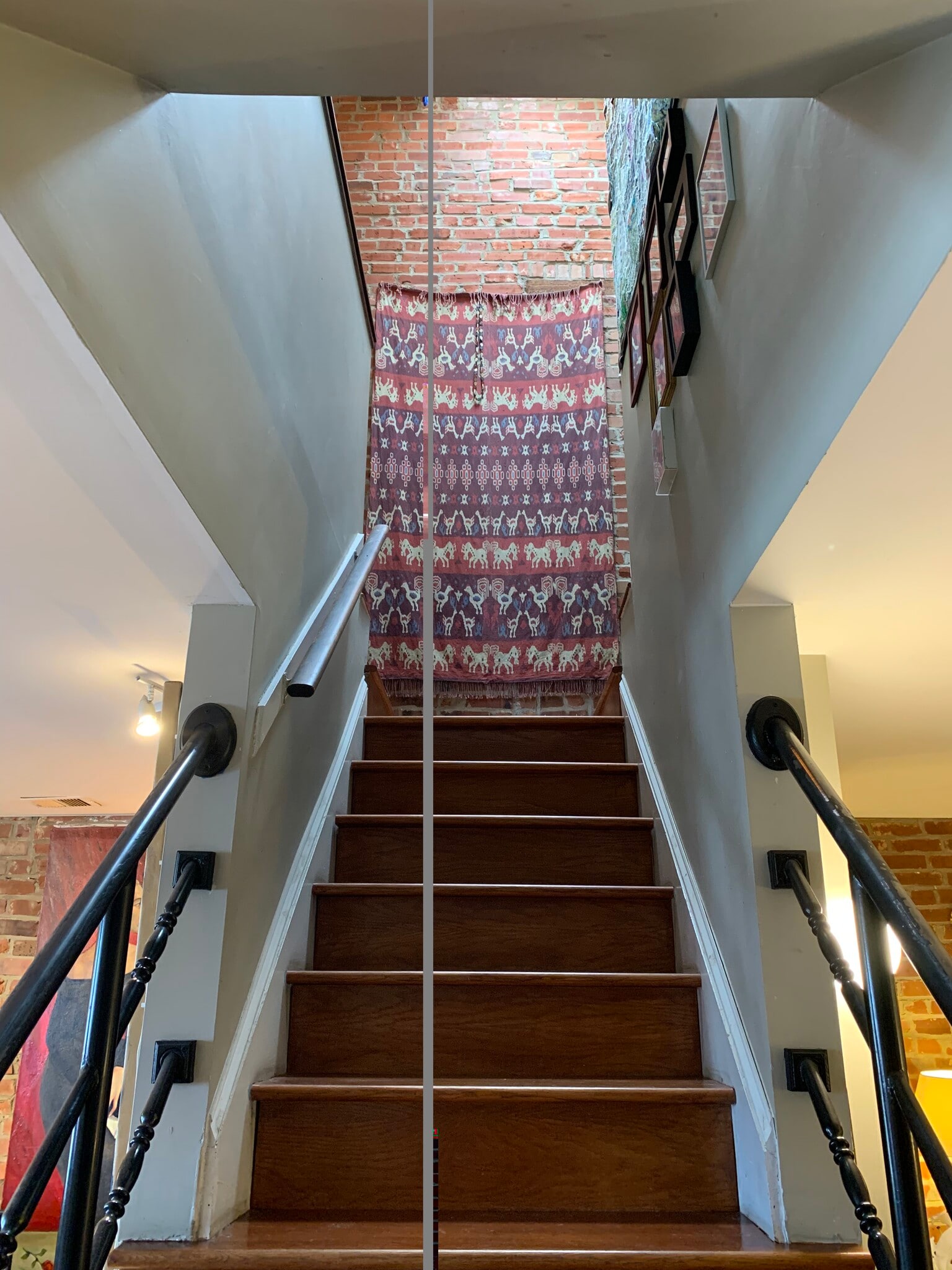 Building Photo - 410 11th St NE