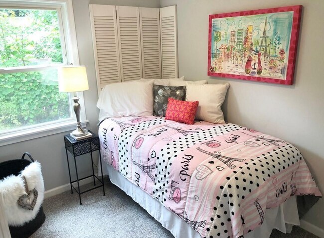 Building Photo - 2900 Verdun Ave