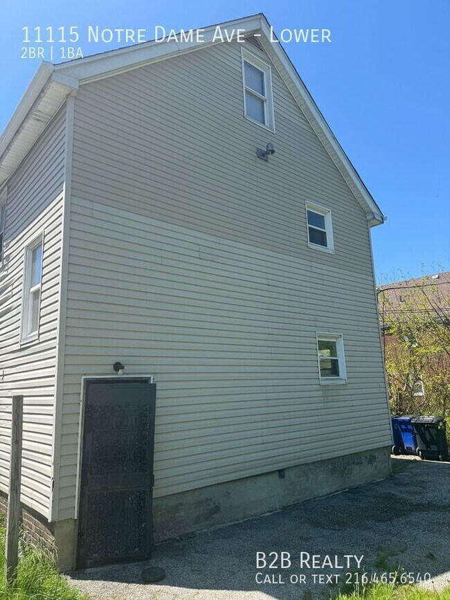Building Photo - 11115 Notre Dame Ave