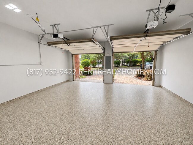 Building Photo - 509 Rockingham Dr
