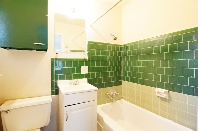 Building Photo - 4034 Osby Dr